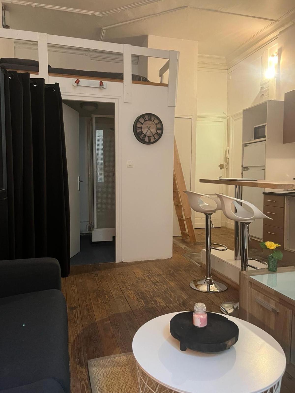 Bel Appartement Avec Mezzanine En Plein Centre De Μπορντό Εξωτερικό φωτογραφία